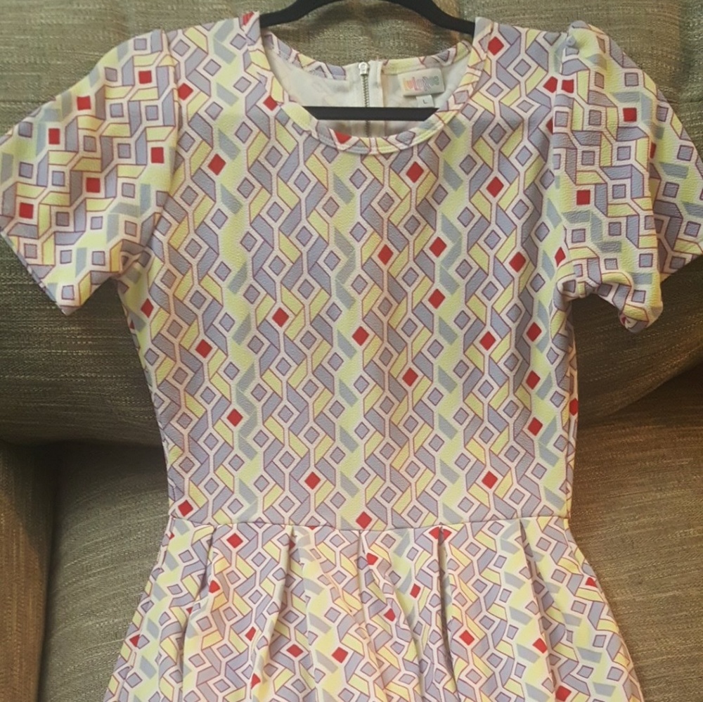 Lularoe amelia